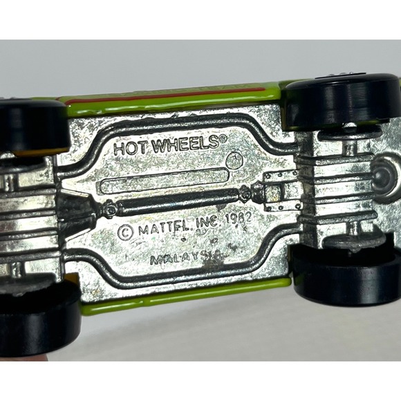 Vintage 1981 Matchbox Mean Green Racing Team Pickup Truck Toy Car - Picture 6 of 6